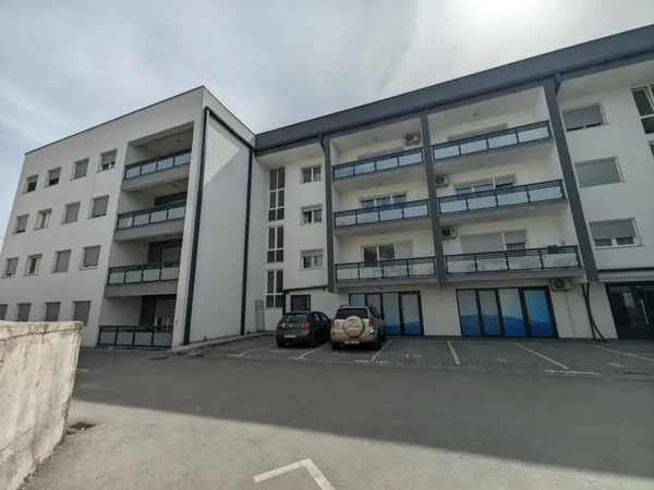 Zgrada Džertex Gradačac - Instalacije